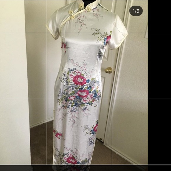 Vintage cheongsam - Picture 6 of 7